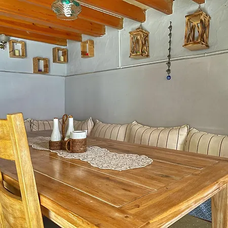 Eolya Konuk Evi Ayvalik