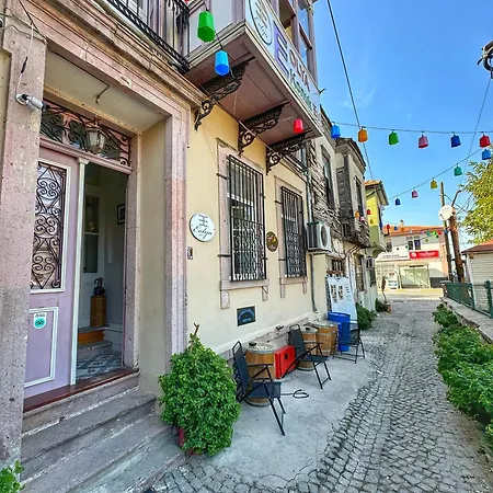 Eolya Konuk Evi 3*